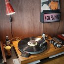 피즈클럽(FIZZ CLUB) | [종로 카페] 을지로 방산시장 속 숨은 LP 카페, 피즈소셜클럽 Fizz Social Club