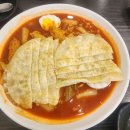 사월역 2번 출구 옆 이미지