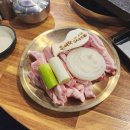 돈벼락김치삼겹살 | 동대문구 장한평 장안동 고기집 맛집 돈벼락김치삼겹살 후기! 가족 외식 단체 회식 추천
