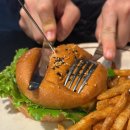 2614 | 소고기 패티가 두꺼운 구로구 햄버거 맛집 스테이플버거 오류본점