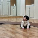 솔모드컴퍼니 | 10개월 아기 321일-330일 : 첫 걸음마 운동화, 손떼고 서있기 5초, 외출에 진심, 본격 돌준맘