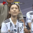 소리지르는 이현이와 깜놀하는 김진경.gif 이미지