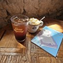 ​[카페 공명 홍대점]책 읽기 좋은 홍대 디저트 카페 공명 후기(비스킷슈/라떼 맛집)