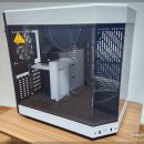 UNI당구장 | [HYTE] Y60 화이트 케이스 와 [리안리] UNI FAN SL140 화이트 교체 후기