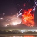 ﻿Evacuation as Calbuco volcano erupts in Chile 이미지