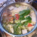 고기 굽는 남자 이미지