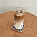 애즈유주얼 | 장한평 카페 투어 탕비실, 애즈유주얼