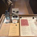 클럽 샤프 | [망원] 페트롤플레이스 • 엉클포 • 클럽 샤프 | 진아랑 데이트 🤎 플랫아포가토☕️ 합정 망원 분위기...