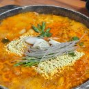 흥업돌부대찌개