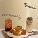 새통영병원 | 나만 알고 싶은 통영 감성 카페, 베로나 835에서 즐긴 달콤한 오후 🥨