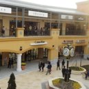 스포츠 아울렛 이미지