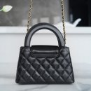 Kelly(켈리) 이미지