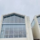 플랜테리어하우스 | [남양주 별내 카페] 비 오는 날 더 운치 있는 대형 베이커리 카페, '하우스용암' 솔직 후기 ☕☔