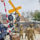 효창공원앞역 경의선숲길 입구 이미지