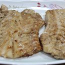 황금꽃돼지 이미지