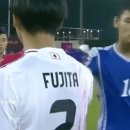 U17 월드컵 북한 vs 일본 경기전 주먹 하이파이브 이미지