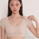 커티패션 | "어깨 좁아서 티셔츠 핏"이 아쉬웠다면? "얼굴까지 작아 보이는" 직각어깨 비밀템 후기
