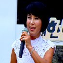정*아