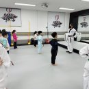 스윙 점프 줄넘기 태권도 이미지