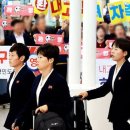 환영에도 침묵에 무표정…정장 차림에 김일성 부자 배지﻿ 이미지