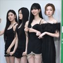 미소짓는 체육관 이미지