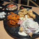 썬더치킨흑석점 | 수완지구 흑석사거리 치킨집 썬더치킨에서 축구관람
