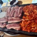 경복궁역 2번 출구 앞 이미지