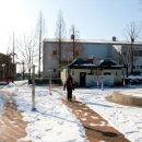 배드민턴경기장 옆 이미지