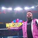 레슬매니아 41, 케빈 오웬스, 티파니 스트래턴, 샬롯 플레어, 더 락 外 이미지