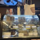 카페 압구정에서 이미지