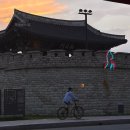 투라운드(2Round) | [경주 술집] 라운드투 : 붉은 노을로 물드는 경주읍성을 마주하는 순간, 뷰 맛집 펍
