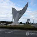 비행기 조형물 이미지