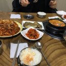 낮엔 밥먹고 밤엔 술먹고