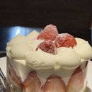 스타벅스 무교로점 | 강남역 스타벅스 비전타워점에서 딸기 프레지에 케이크