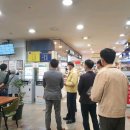 푸드코트 이미지