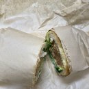 비비큐논현 - 강남구 언주로136길 10 | [신논현 카페] 메리크리스마스 카페 신논현 폴드포크 BBQ샌드위치 앙버터 쿠팡이츠 배달후기