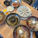 시원하게 밀면 한그릇 하실께여~ 이가 부산가야밀면!