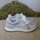 V-2 | 뉴발란스 워킹화 족저근막염신발추천 안정감이 다른 1880v2 후기