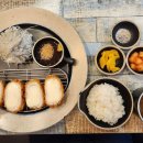 미소짓는 돈까s집 이미지