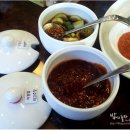 산아래보쌈，칼국수 이미지