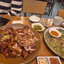 동네맛집족발집 로고