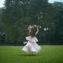 (주)에프엠도트 | 친구 웨딩 촬영때는 뭐 입어야 하나요?