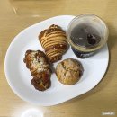 이배재자동차 | 뷰도 좋고 빵도 맛있었던 카페 :)