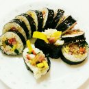 둘둘말은김밥
