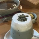 차호로록 | 강화도 대형 한옥카페 드리우니 후기 드리우니라떼(=쑥라떼) 호로록 생강대추차 팥빙수 곶감말이 냐미😋