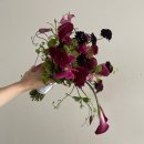 플라워디자인(야간) | 환화VS무의무플라워 비교, 웨딩촬영부케와 센터피스 선택 기준