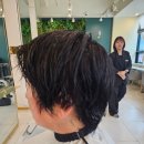 관악역 1번출구(1호선 횡단전, 공영주차장앞) | 자연스러움 속에 숨겨진 볼륨 숏컷 찰스리헤어테크 아산배방점 103. 백설 기술수석디자이너