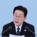 李 대통령 "조폭연루설 확대 보도한 언론, 사과도 정정도 없어…가짜뉴스는 흉기" 이미지