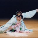 춤 인생 80년만에 첫 화보집… 승무·살풀이 ‘國舞’ 무형문화재 이매방 선생 이미지