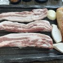 무쇠솥통돼지김치찌개 이미지